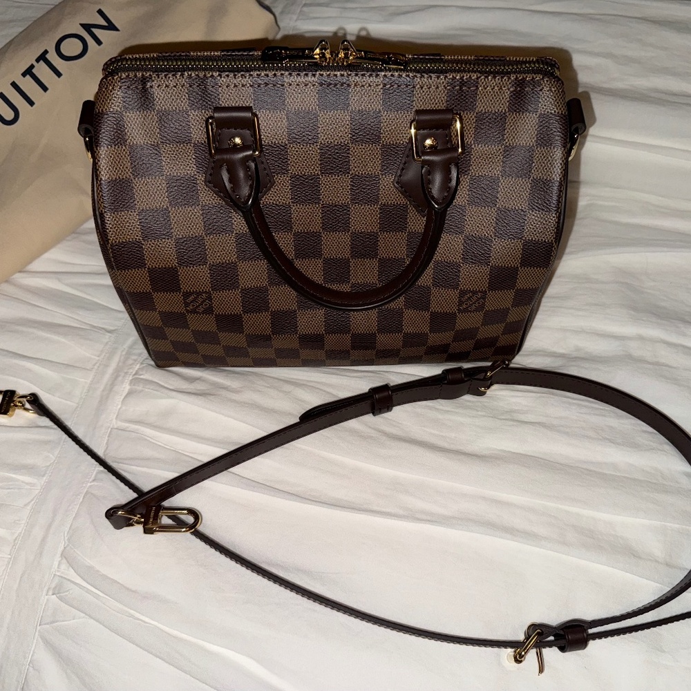 SOLD Louis Vuitton Speedy Bandouliere 25